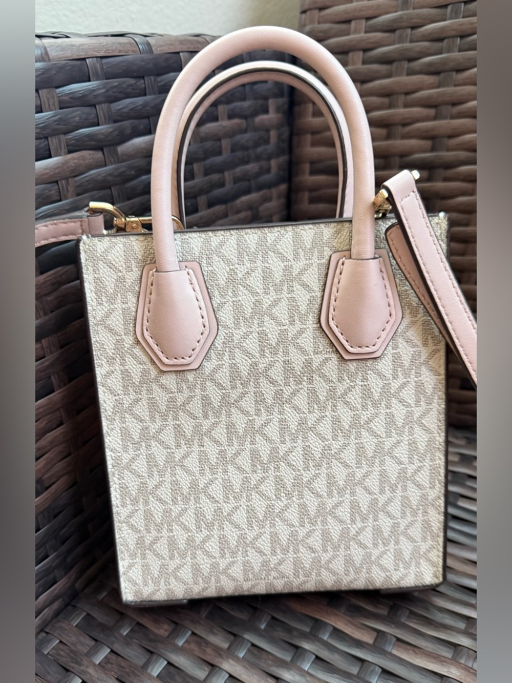 Michael Kors Mini Tote in Beige Signature with Pale Pink Trim - Picture 2 of 2